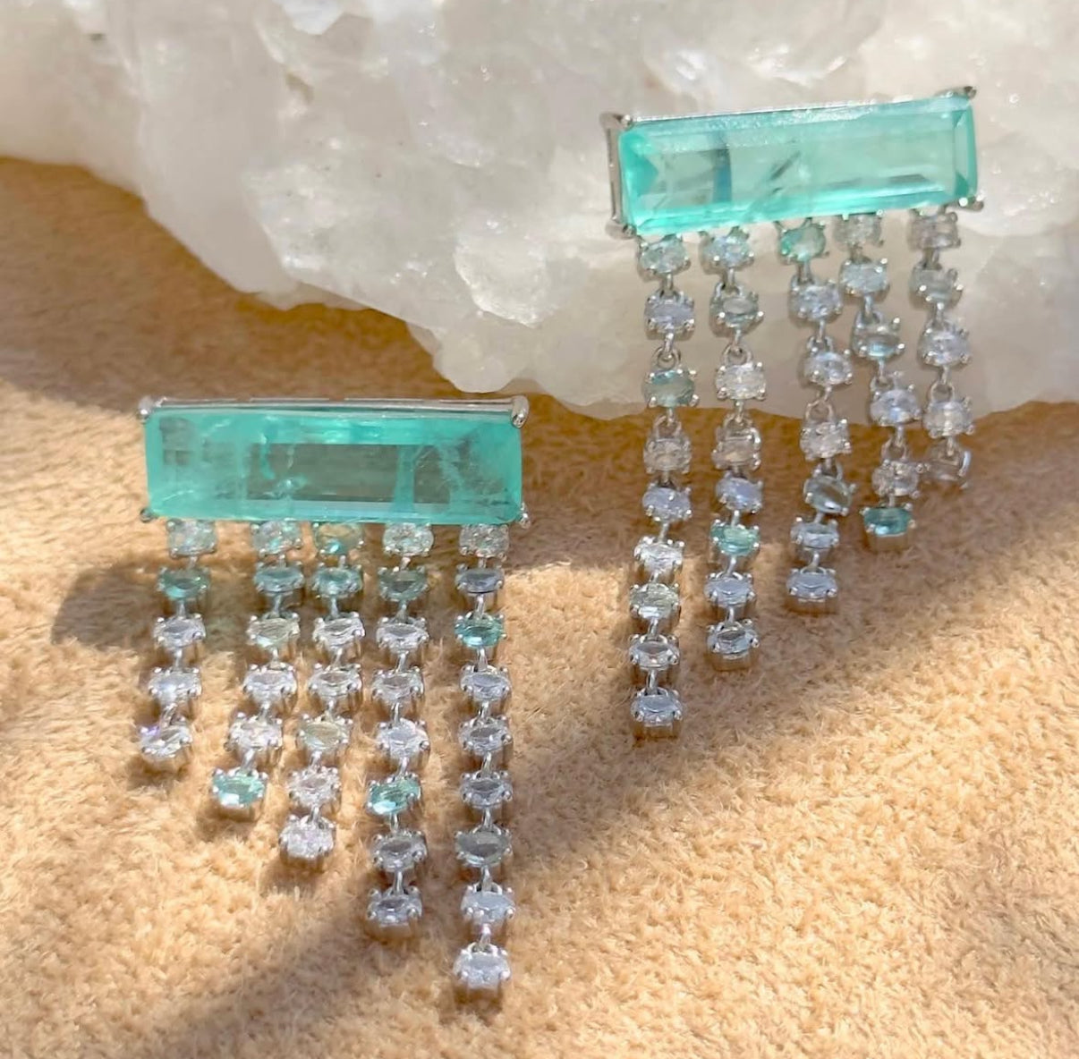 CLASSIC EARRING