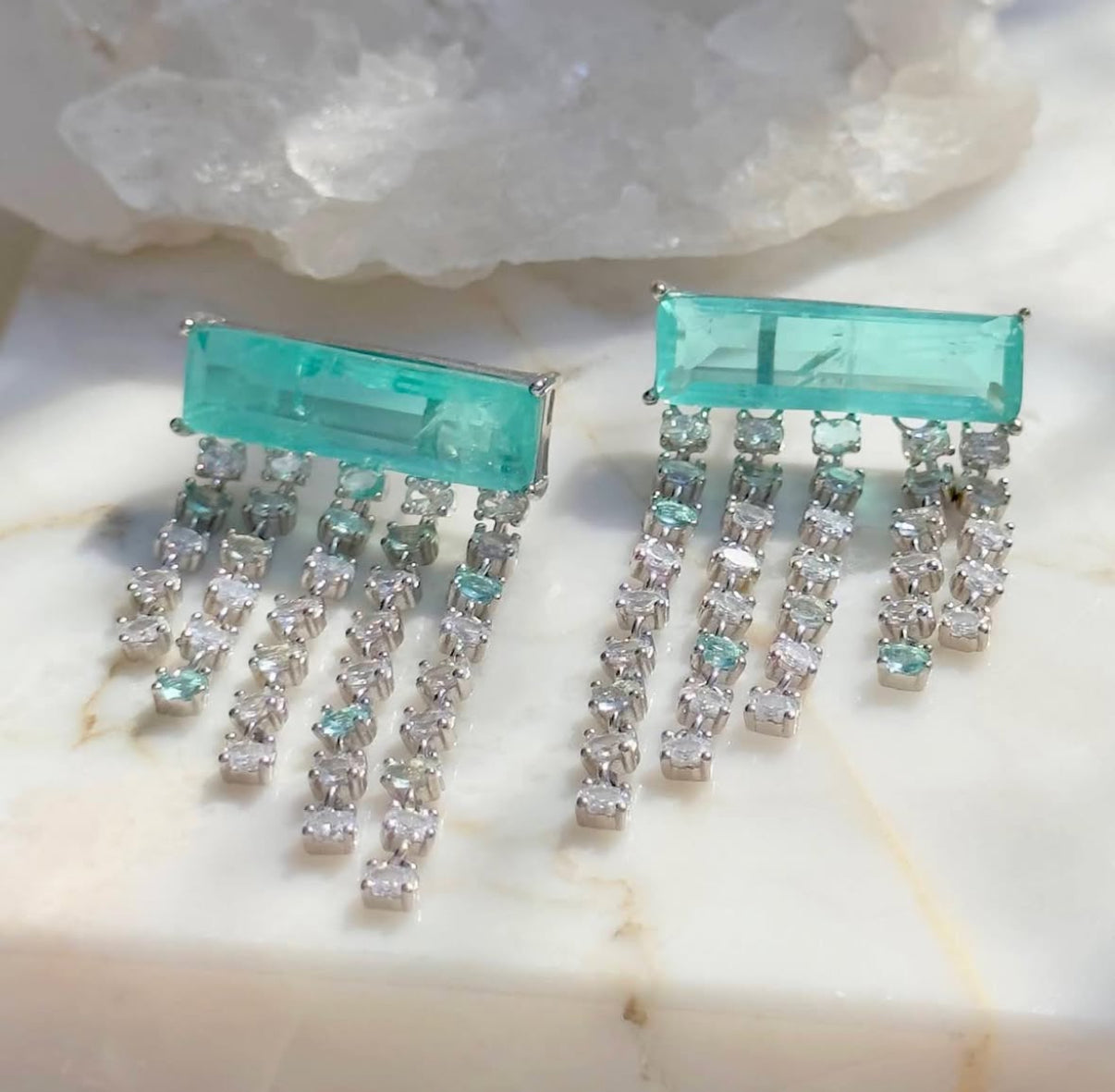 CLASSIC EARRING